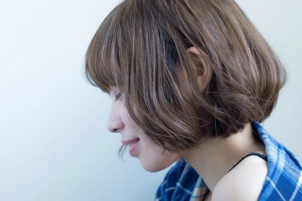 パーマとカラーは同じ日にできる？順番はどっちが先？美容師が詳しく解説