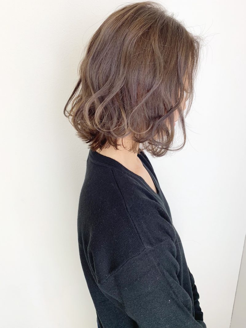 ブリーチありのボブのハイトーングレージュカラー ヘアカラー bex journal